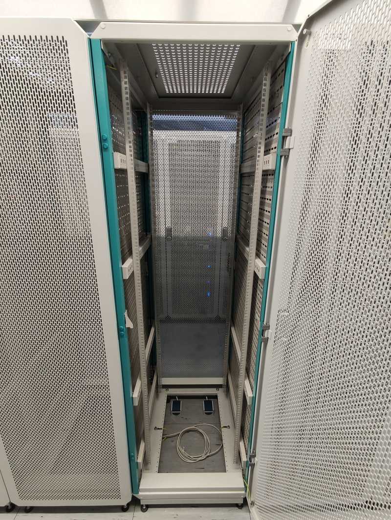 Colorack basic pin 1.jpg